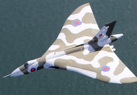 AVRO VULCAN STRATEGIC BOMBER | Recovery Curios