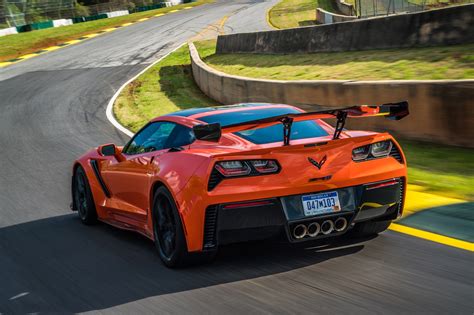 2019 Chevrolet Corvette ZR1 First Drive | Automobile Magazine