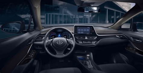 2021 Toyota C-HR Interior Review | Toyota of Bowling Green KY