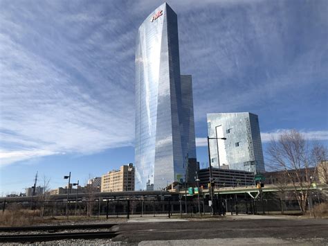 The FMC Tower is by far my favorite building in the city. : philadelphia