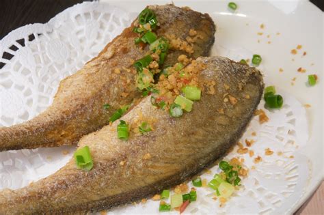 Korean Fried Whole Fish Recipe With Yellow Croaker