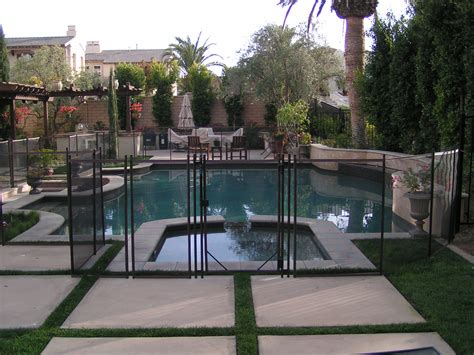 Removable Swimming Pool Safety Fences | Poolsafe