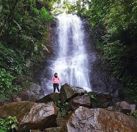 √ Pesona Curug Cilember Cisarua Bogor | Wisatalova