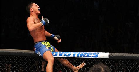 Anthony Pettis: Winning the Lightweight Title | UFC ® - Media