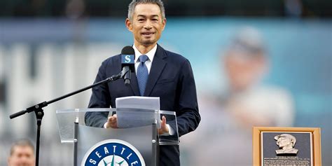 Ichiro Suzuki inducted into Mariners Hall of Fame