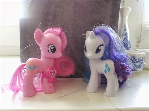 Guide: What Do The Codes Under My MLP Figures Mean? + TOOL | MLP Merch