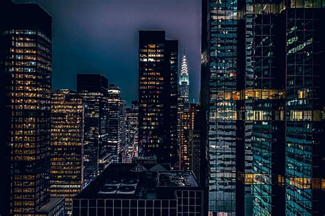 Office Buildings At Night Pictures | Download Free Images on Unsplash