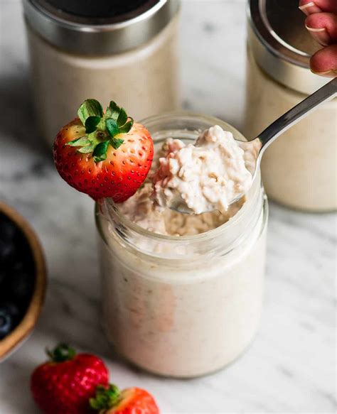 Easy Overnight Oats with Yogurt - JoyFoodSunshine