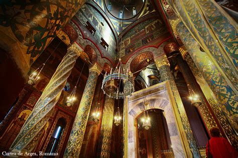 Curtea de Arges, Romania beautiful architecture orthodox churches - Romania Photo (34103033 ...