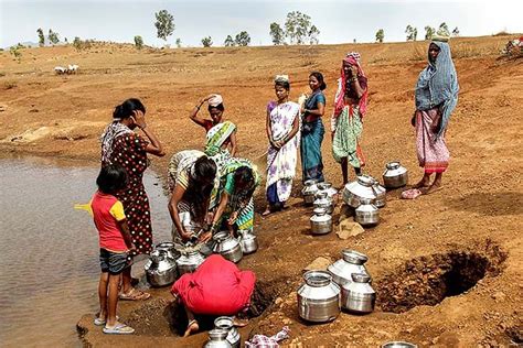 PHOTOS: Delhi-Mumbai's struggle for water - Rediff.com India News