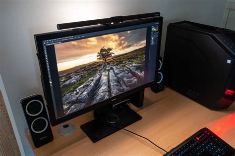 BenQ ScreenBar Halo LED Light review | JAMES ABBOTT PHOTOGRAPHY