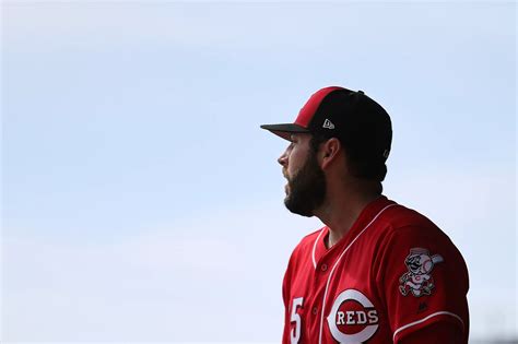 Reds finalize roster for Opening Day