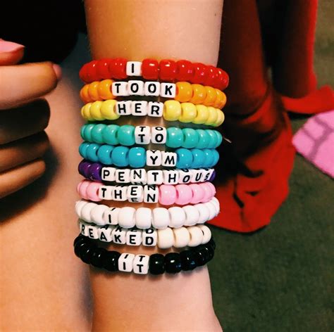 #BeadedBracelets #braceletsforwomen #bracelets #friendshipbracelets #puravidabracelets # ...