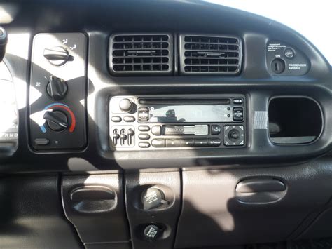 2001 Dodge Ram 2500 Interior