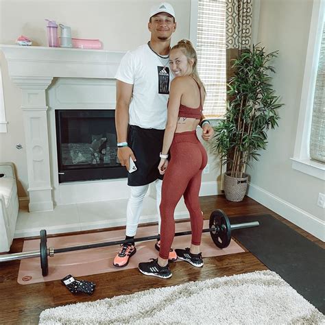 Patrick Mahomes Fiancee Brittany Matthews Is Back Annoying People With ...