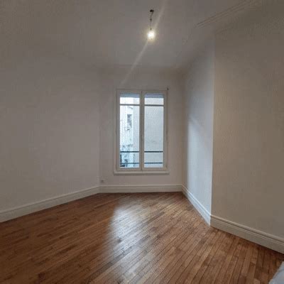Location appartement 3 pièces 84 m² Quimper (29000) on Make a GIF