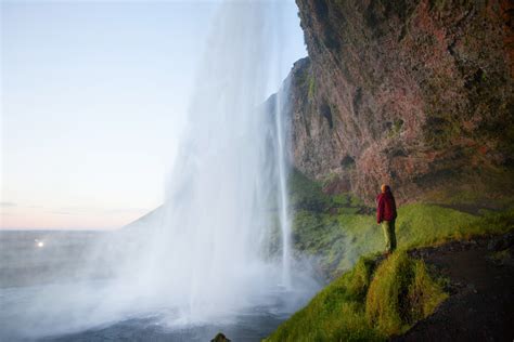 The Ultimate Guide to Seljalandsfoss Waterfall in Iceland