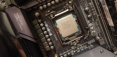 Intel Core i9-10900K Review: Ten Cores, 5.3 GHz, and Excessive Power ...