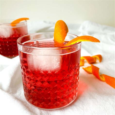 Classic Negroni Cocktail - The Cocktail Bird