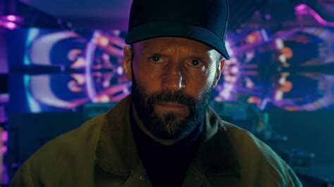 Jason Statham Is THE BEEKEEPER In Action-Packed New Trailer For David Ayer's Next Film