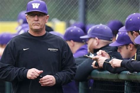 Previewing the Story Lines for Washington Huskies Baseball and Softball - UW Dawg Pound