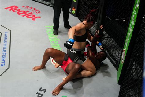 Claressa Shields loses split decision in second MMA fight - The Ring