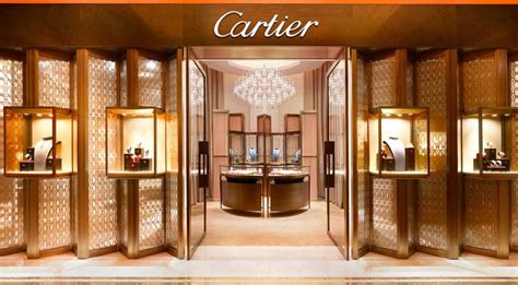 Cartier Unveils Digital Platform: Cartier Care - WindowsWear Jewellery Shop Design, Jewellery ...