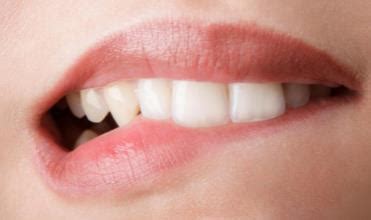 Itching Lips: Causes and Treatments | New Health Advisor