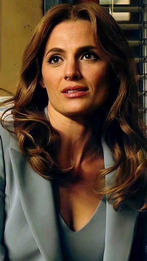 Pin by Leila Jones on Stana Katic | Stana katic, Castle abc, How to wear