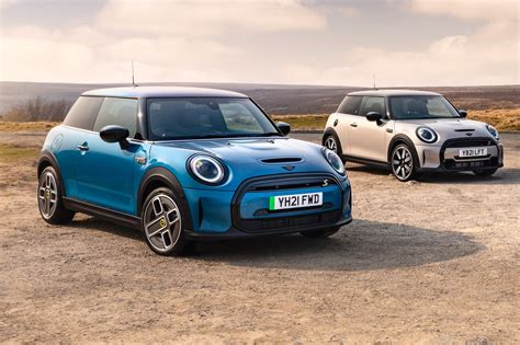 Confirmed: Mini to build Cooper Electric and Aceman in UK from 2026 | CAR Magazine