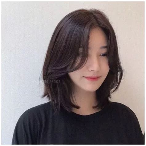 10 Model Potongan Rambut Pendek Wanita ala Artis Korea yang Kece Abis | Short hair syles, Medium ...