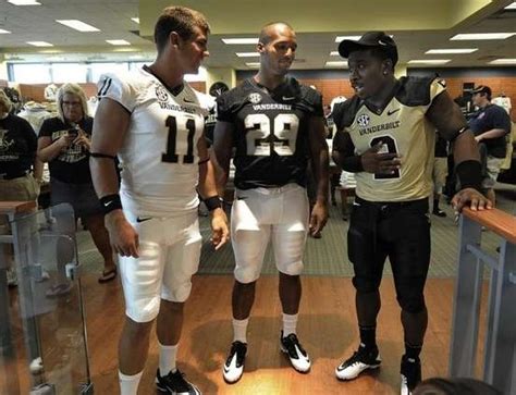 Vanderbilt unveils new uniforms - CBSSports.com