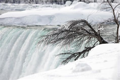 Winter Niagara Falls 5438168 Stock Photo at Vecteezy