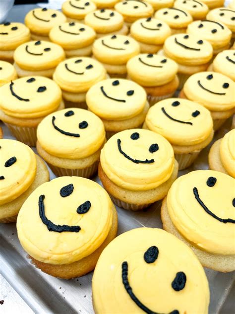 Smiley Face Cupcakes