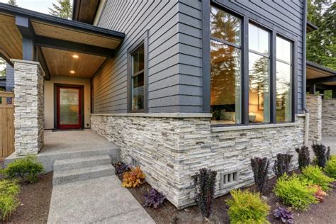 What Is Stone Veneer Siding?