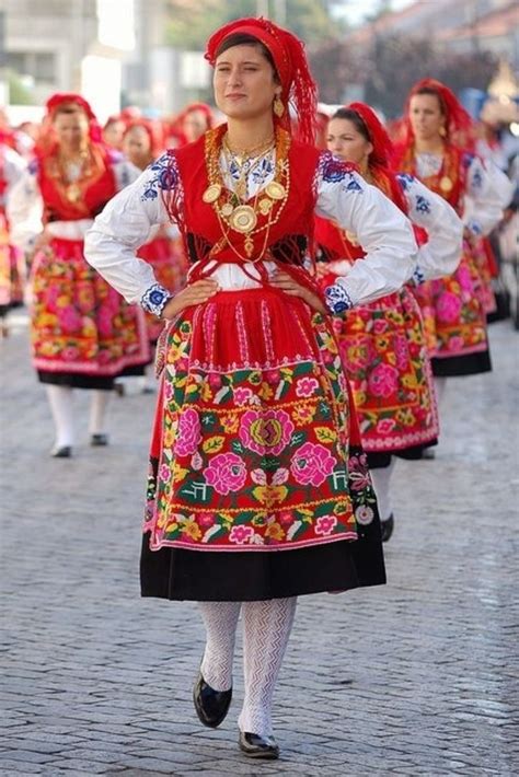 #Portugal Traditional Costumes from around the world | Traditional ...