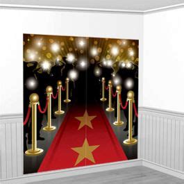 Hollywood Scene Setter Wall Decorating Kit - 1.7m | Party Delights