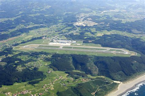 San Sebastián Airport | San Sebastián, España | Flickr