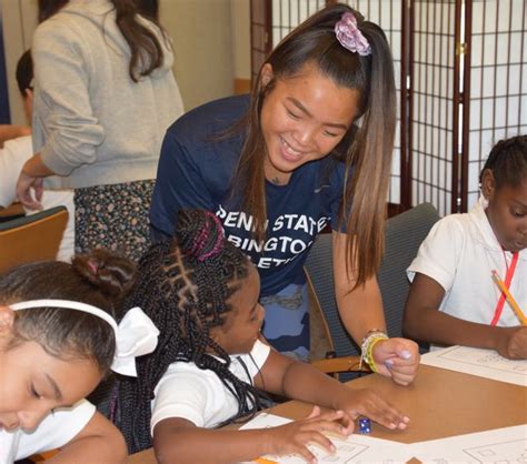 Second graders sail into learning with Abington education majors | Penn State Abington