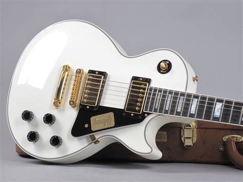 2014 Gibson Les Paul Custom – White – GuitarPoint