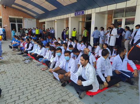 Nepal Medical College temporarily suspends OPD service - Nepal Live ...