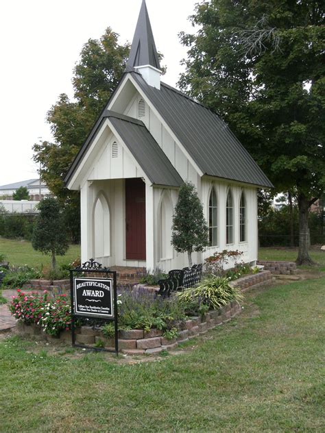 America s smallest roadside churches – Artofit