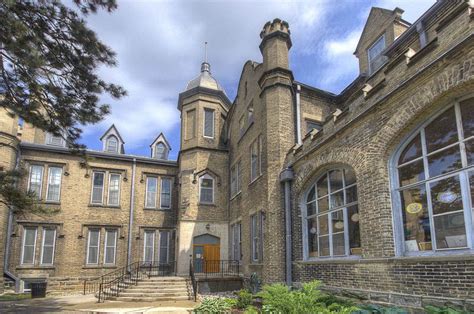 Trafalgar Castle School (Toronto, Ontario, Canada) - apply, prices ...