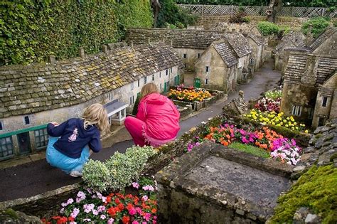 The Recursive Model Villages of Bourton-on-the-Water | Amusing Planet