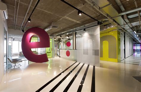 E:MG Advertising Agency / VOX Architects | ArchDaily | ADVERTISING