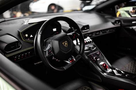 Book Now | LAMBORGHINI HURACAN - RENDEZVOUS DUBAI