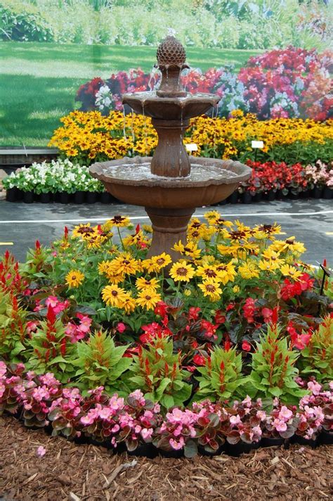 Floral Fountain Display ~ https://www.flickr.com/photos/lgr-and-gpn/6867031518/in/set-7215762925 ...