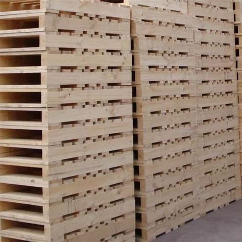 Compressed Wood Pallet at Best Price in India