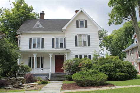 File:Bennett Family House Monticello NY.jpg - Wikimedia Commons