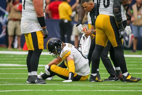 Kenny Pickett injury: Steelers QB receives positive update ahead of MRI ...